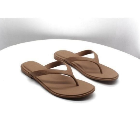 Naturalizer Shoes - Women's Naturalizer True Colors Jemm Flip Flop